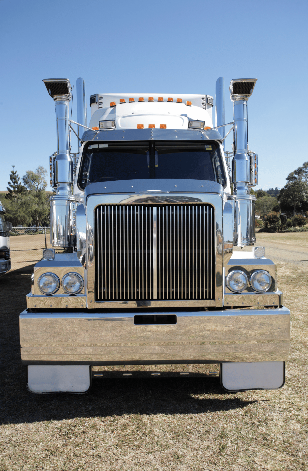 TRUCK