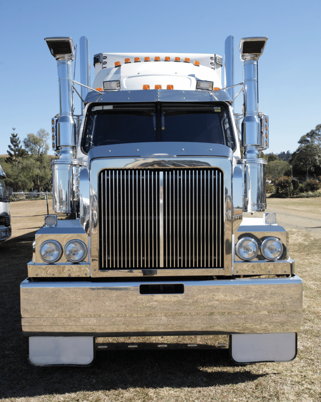 TRUCK